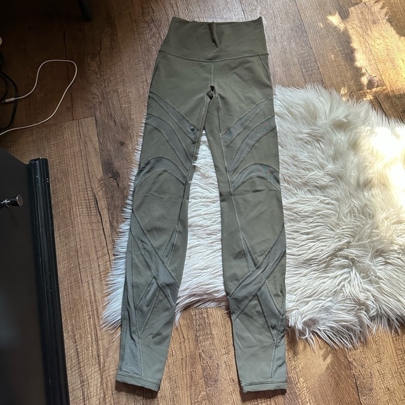 LULULEMON Wunder Under Tech Mesh Leggings - Picture 2 of 5